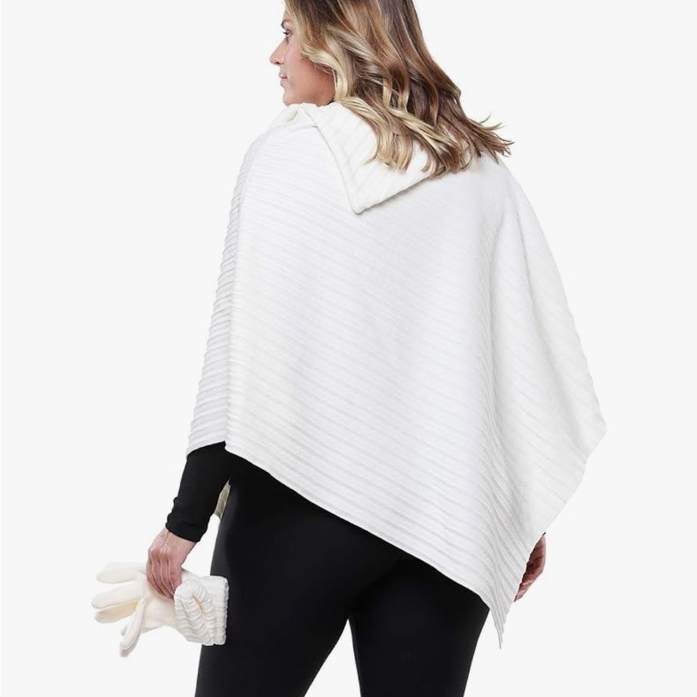 WOMEN’S SHAWL PLEATED FLEECE PONCHO ONE SIZE WINTER WHITE WILL FIT MOST SIZES - Picture 12 of 12